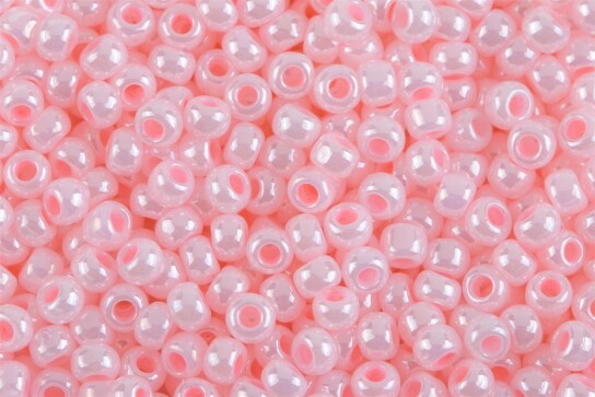 TR-11-126 Opaque Lustered Baby Pink 2,2mm TOHO 11/0 Rocailles 10g