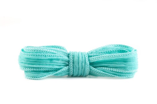 Handgefertigtes Seidenband Crinkle Crêpe Cool Mint 1m